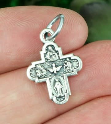 5/8" Four Way Medal Charm